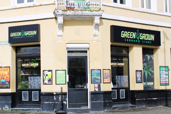 The outside picture of the sint Jansplein Green Grown cannabis store